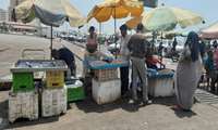 دستفروشان پشت شهر به بازار برزگ ماهی فروشان منتقل می شوند 